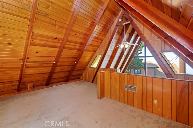Detail Gallery Image 11 of 29 For 30909 Live Oak Dr, Running Springs,  CA 92382 - 3 Beds | 2 Baths