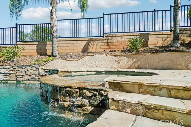 Detail Gallery Image 60 of 68 For 8622 Edelweiss, Corona,  CA 92883 - 5 Beds | 4/1 Baths