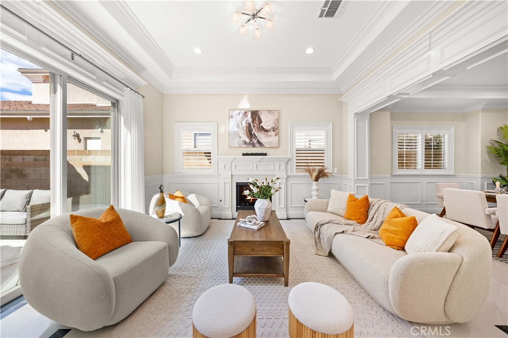 MLS #OC25239686 image #7