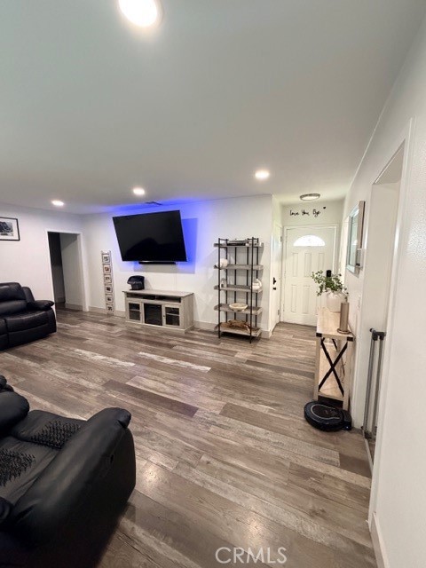 Detail Gallery Image 4 of 17 For 3546 Donald, Riverside,  CA 92503 - 3 Beds | 1 Baths