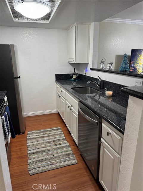 Detail Gallery Image 3 of 21 For 10151 Arrow #79,  Rancho Cucamonga,  CA 91730 - 1 Beds | 1 Baths