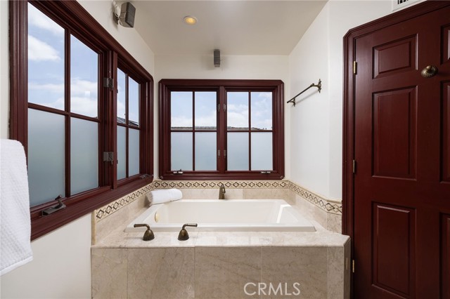 Detail Gallery Image 23 of 48 For 27962 Suffolk Ln, San Juan Capistrano,  CA 92675 - 4 Beds | 4/1 Baths