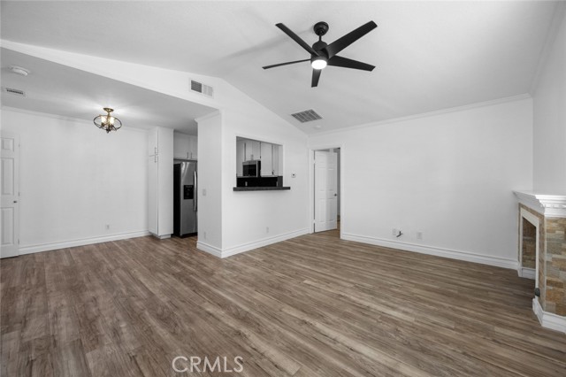 Detail Gallery Image 2 of 34 For 71 via Cresta, Rancho Santa Margarita,  CA 92688 - 2 Beds | 2 Baths