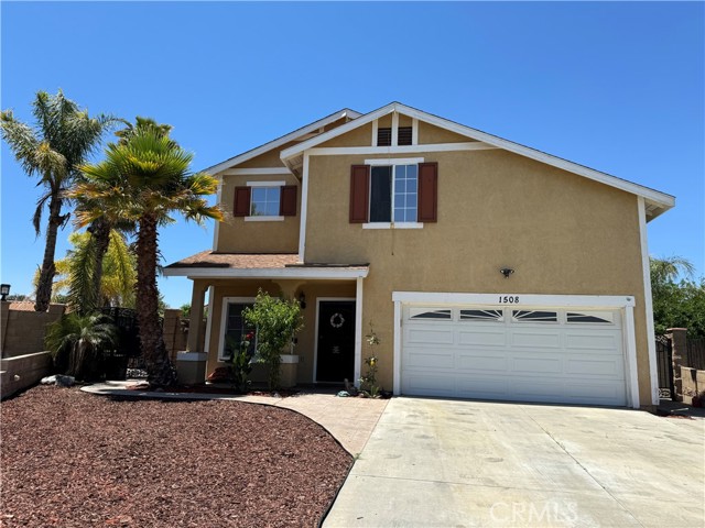 Detail Gallery Image 1 of 26 For 1508 Palomar Mountain Pl, Hemet,  CA 92545 - 5 Beds | 3 Baths