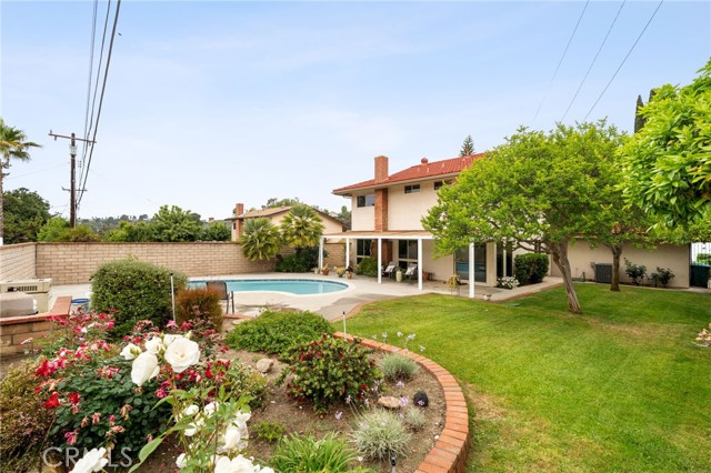 427 Canoe Cove Drive, Diamond Bar CA: https://media.crmls.org/medias/e4870c8b-c8a3-459c-b3a3-2d29b8055c78.jpg