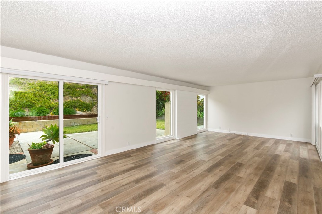 2968 Alta Laguna Boulevard