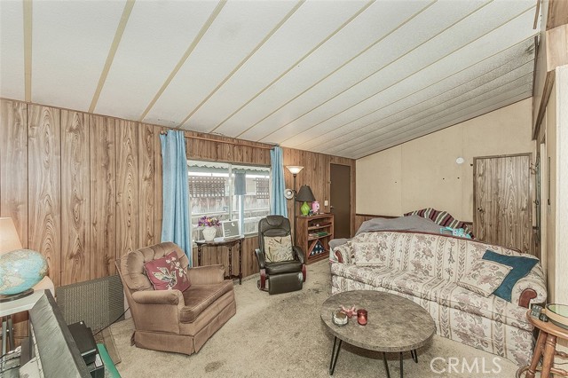 Image 5 of 41 For 17423 Bluewater Bay Lane