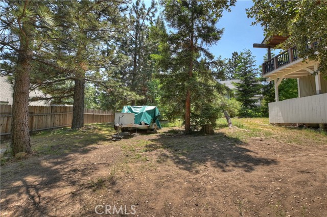 27781 St Bernard Lane, Lake Arrowhead CA: https://media.crmls.org/medias/e48afa45-a9f2-4662-a6e9-abd253ae295e.jpg