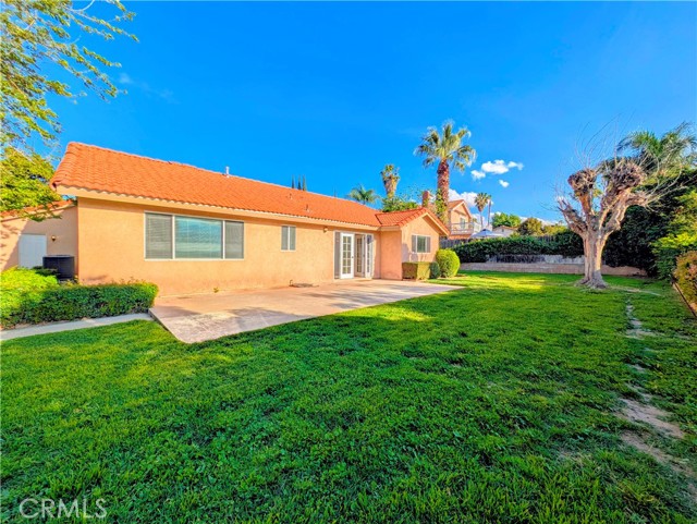 128 Channing Street, Redlands CA: https://media.crmls.org/medias/e48b07aa-ec6a-4d1f-a18f-55474c50f1d5.jpg