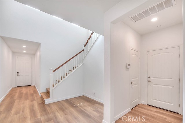 7868 Sea Salt Avenue, Fontana CA: https://media.crmls.org/medias/e48b28a3-1898-4a67-8b73-0e1032142f9a.jpg