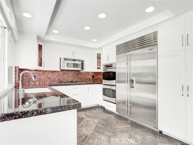 20472 Via Marwah, Yorba Linda CA: https://media.crmls.org/medias/e48be513-ce59-4a14-878c-d8d24d5258f4.jpg