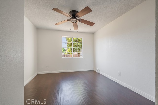 2653 Alice Street, Los Angeles CA: https://media.crmls.org/medias/e48d747b-c954-446c-a687-9553a89befd6.jpg