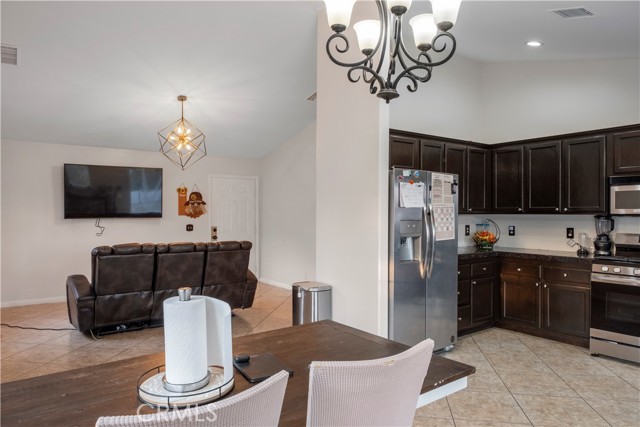 Detail Gallery Image 11 of 26 For 23391 Vista Way, Menifee,  CA 92587 - 3 Beds | 2 Baths