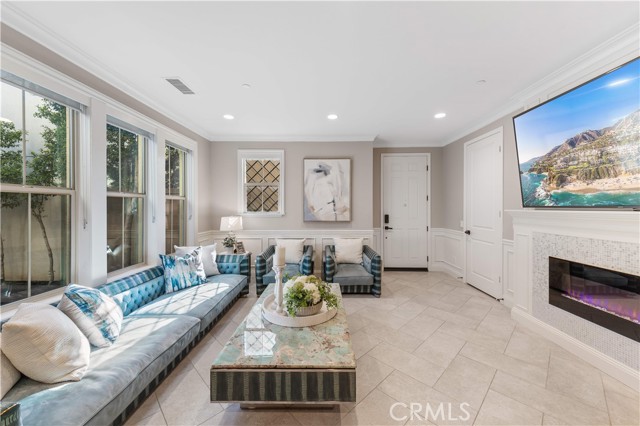 Detail Gallery Image 7 of 50 For 135 Hollow Tree, Irvine,  CA 92618 - 4 Beds | 3 Baths