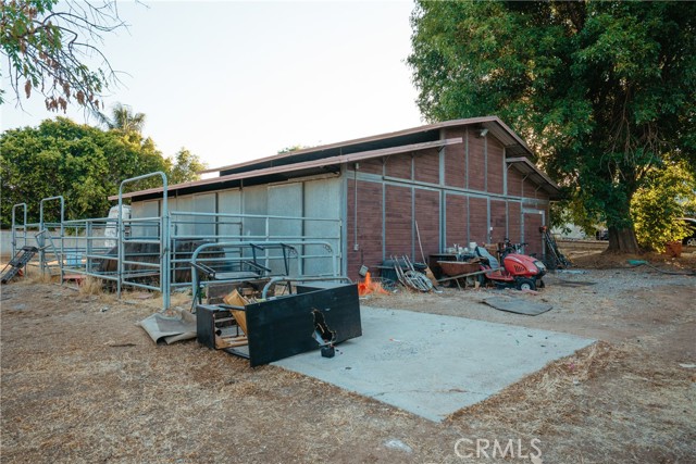 5266 Bluff Street, Norco CA: https://media.crmls.org/medias/e48e5a7c-98dd-44c6-af1e-ea2c1a3cdcb5.jpg