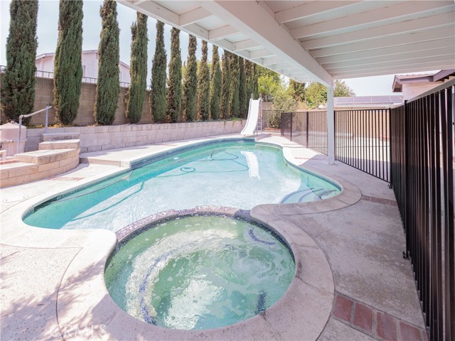 1943 Arcdale Avenue, Rowland Heights CA: https://media.crmls.org/medias/e48e8140-a5b1-44a1-9097-3075d0d6ccb0.jpg