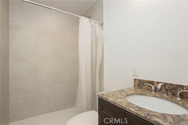 251 Avenida Del Mar, San Clemente CA: https://media.crmls.org/medias/e48ee081-1aa7-44e2-9be6-fb4c0ad86fa3.jpg