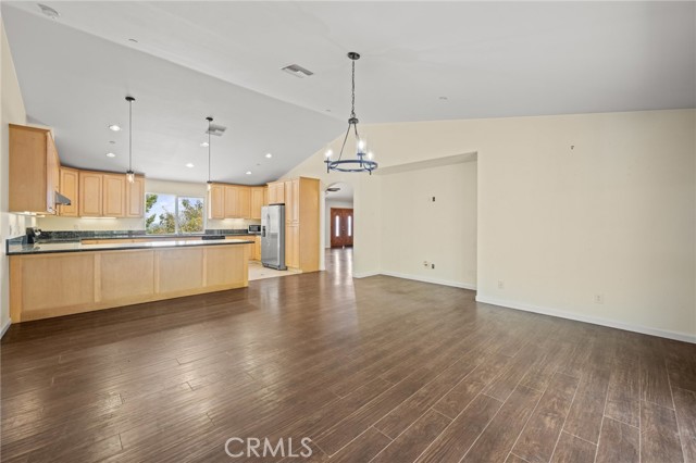 460 Pile Street, Ramona CA: https://media.crmls.org/medias/e48f6441-8333-44be-ab9a-7ccbe115c05a.jpg