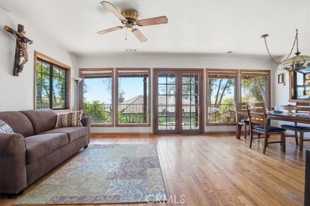 Detail Gallery Image 12 of 55 For 4400 Harrison Canyon, San Bernardino,  CA 92404 - 3 Beds | 1 Baths