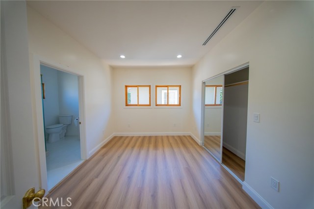 1532 W 22nd Street, Los Angeles CA: https://media.crmls.org/medias/e490e02b-1a9d-49c3-839d-9fef7174fde8.jpg