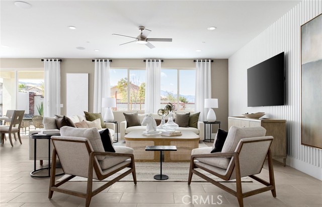 Detail Gallery Image 5 of 14 For 4057 Hudson Ln, Lake Elsinore,  CA 92530 - 3 Beds | 2 Baths