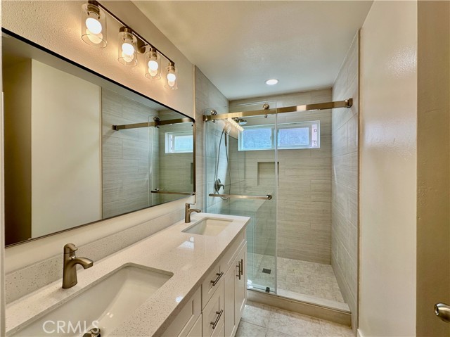Detail Gallery Image 20 of 31 For 15 Butler St, Irvine,  CA 92612 - 5 Beds | 4 Baths