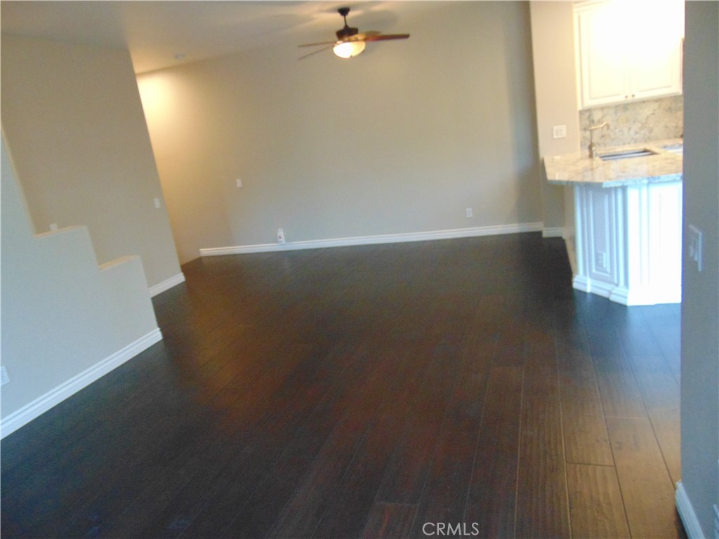 MLS #OC25261441 image #9