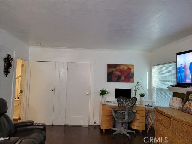 Detail Gallery Image 18 of 27 For 1434 N Genesee Ave, Los Angeles,  CA 90046 - 5 Beds | 2 Baths