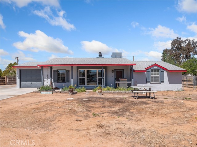 Detail Gallery Image 23 of 35 For 14060 Osage Rd, Apple Valley,  CA 92307 - 3 Beds | 2 Baths