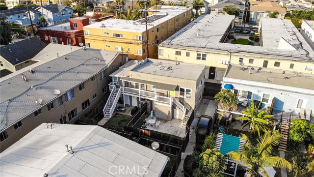 1517 E 1st Street, Long Beach CA: https://media.crmls.org/medias/e494e22e-0e51-4575-b269-b33a1266eba4.jpg