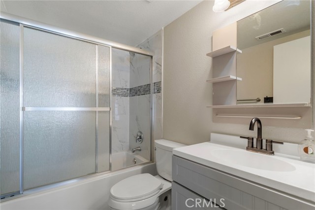 25690 Monica Way, Menifee CA: https://media.crmls.org/medias/e49547ad-db88-41d0-b7dd-6bcd552e49f9.jpg