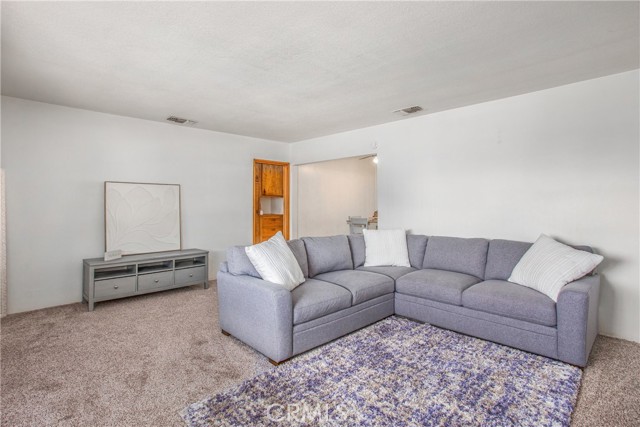 Detail Gallery Image 5 of 22 For 35550 Bella Vista Dr, Yucaipa,  CA 92399 - 2 Beds | 1 Baths
