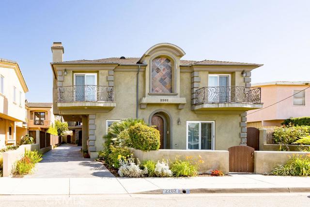 2202 Plant Avenue, Redondo Beach, California 90278, 4 Bedrooms Bedrooms, ,2 BathroomsBathrooms,Residential,Sold,Plant,SB16115826