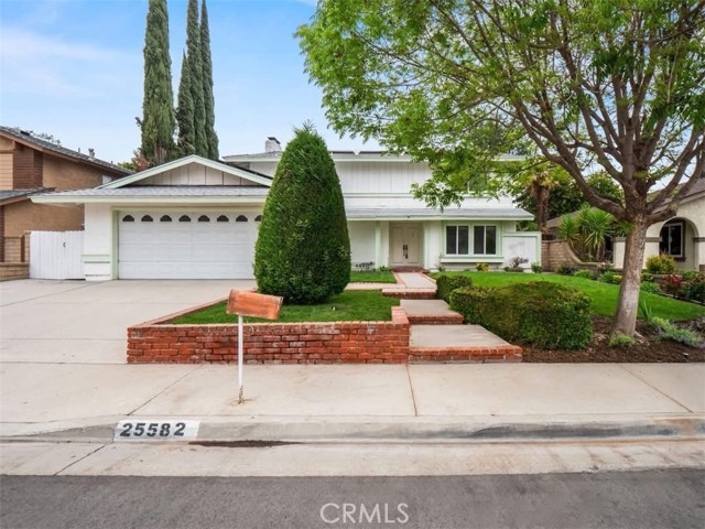 25582 Old Course Way, Valencia CA: https://media.crmls.org/medias/e495e4fe-2331-495b-87ba-7eafa2b74506.jpg