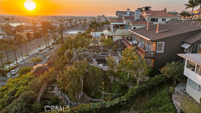 Detail Gallery Image 37 of 37 For 521 Kings Rd, Newport Beach,  CA 92663 - 4 Beds | 4 Baths