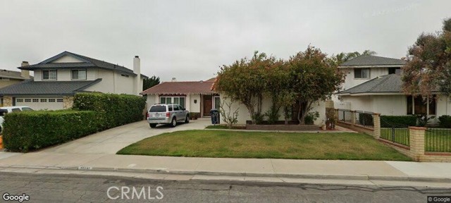 20751 Spindrift Lane, Huntington Beach CA: https://media.crmls.org/medias/e496ccea-450d-4387-8b5b-b669be7252e5.jpg