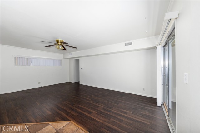 Detail Gallery Image 6 of 16 For 11827 Beverly Bld #3,  Whittier,  CA 90601 - 2 Beds | 1 Baths