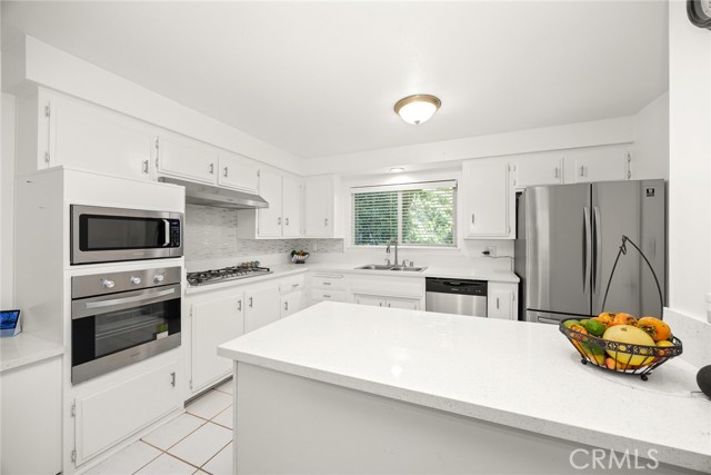 Detail Gallery Image 15 of 40 For 1647 Arriba, Monterey Park,  CA 91754 - 5 Beds | 4 Baths