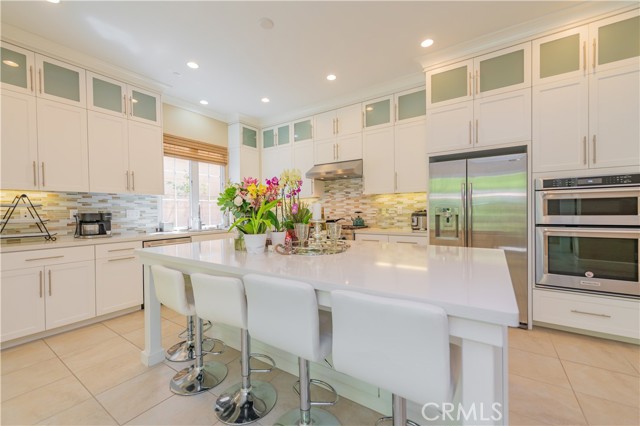 51 Thoroughbred, Irvine CA: https://media.crmls.org/medias/e498b19c-9b31-4e76-8ca4-ae46321b4171.jpg