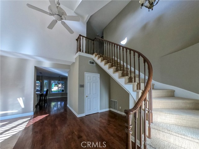 2822 Jason Court, Thousand Oaks CA: https://media.crmls.org/medias/e4994c4b-044b-4534-8b4e-199215371386.jpg