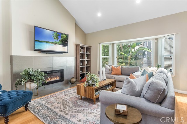 2418 Curtis Avenue, Redondo Beach, California 90278, 3 Bedrooms Bedrooms, ,2 BathroomsBathrooms,Residential,Sold,Curtis,SB22205697