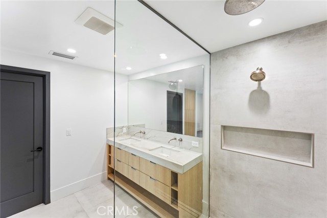 Image 35 of 60 For 5275 Lynridge Drive