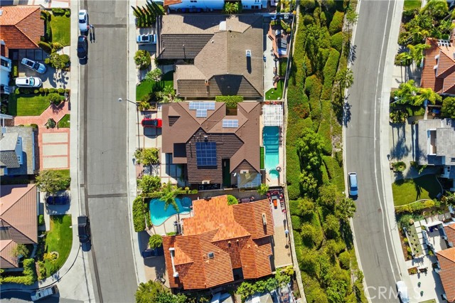 Detail Gallery Image 4 of 44 For 28241 San Marcos, Mission Viejo,  CA 92692 - 5 Beds | 3 Baths