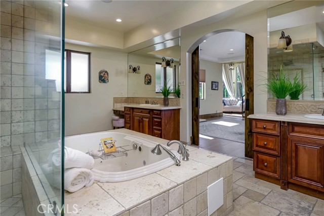 Image 19 of 42 For 16186 Peterson Drive