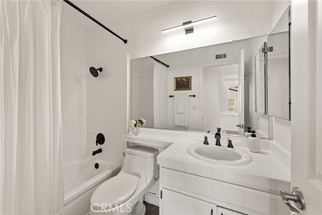 Detail Gallery Image 24 of 60 For 2906 Rob Ct, Thousand Oaks,  CA 91362 - 3 Beds | 2/1 Baths