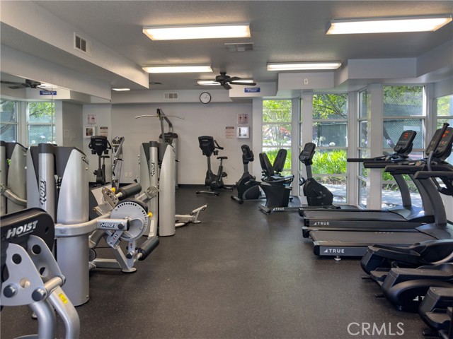 5 Elmbrook, Aliso Viejo CA: https://media.crmls.org/medias/e49cb2bf-34b9-4e19-aba5-b9471b5d5646.jpg