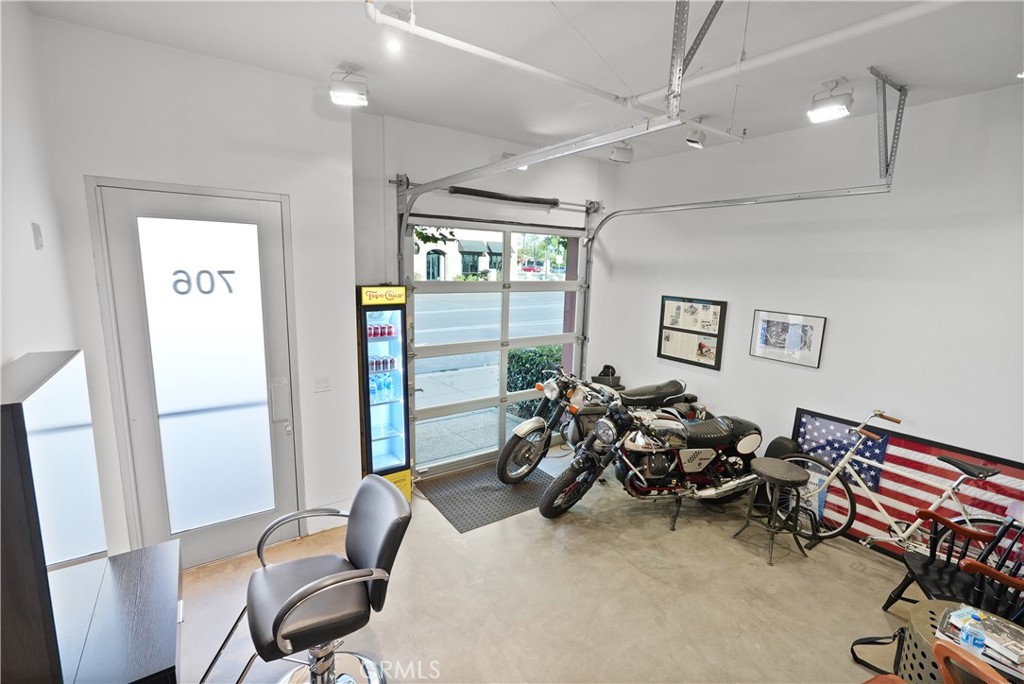 E49dc2f0 03a1 4b73 B5db D59bc66315f1