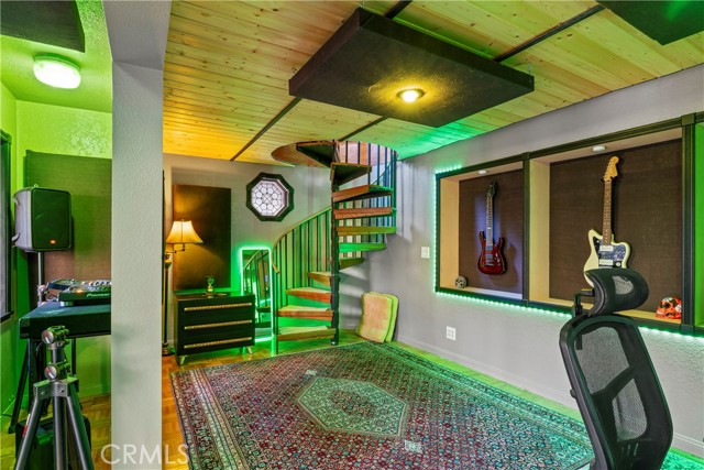 Detail Gallery Image 44 of 49 For 337 Wylerhorn, Crestline,  CA 92325 - 3 Beds | 2/1 Baths