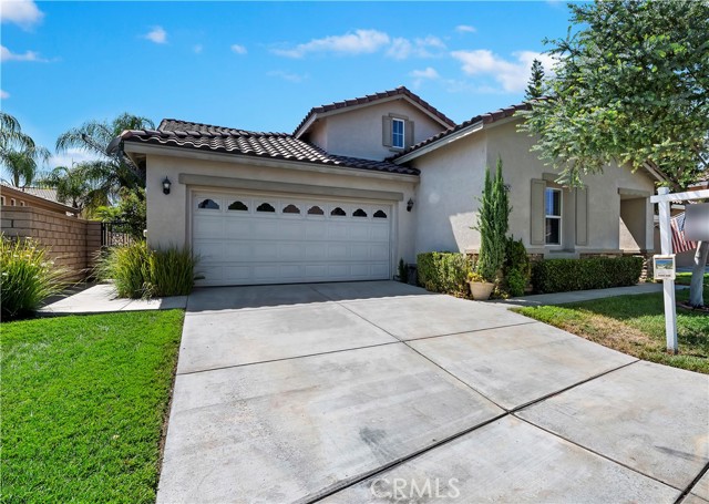 Detail Gallery Image 1 of 41 For 29527 Cedar Glen Ln, Menifee,  CA 92584 - 2 Beds | 2 Baths