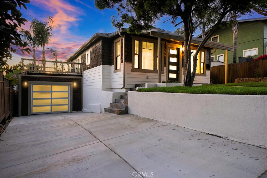 1810 32nd Street